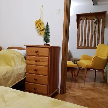 Pine Forest Apartment